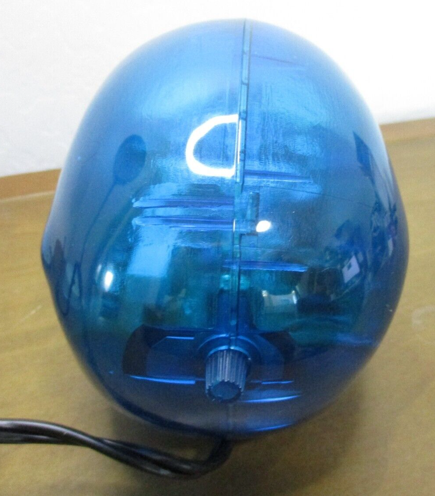 Unique! Strobe Light Skull! Blue Translucent! With Adjustable Strobe! 110 Volt