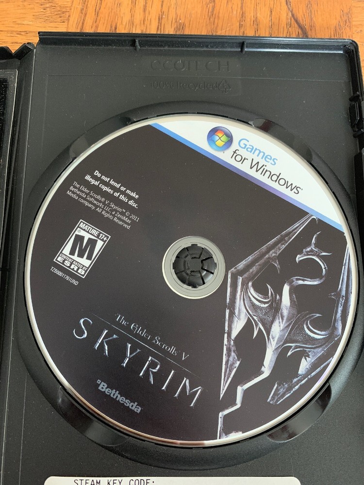 The Elder Scrolls Skyrim CD Rom Game