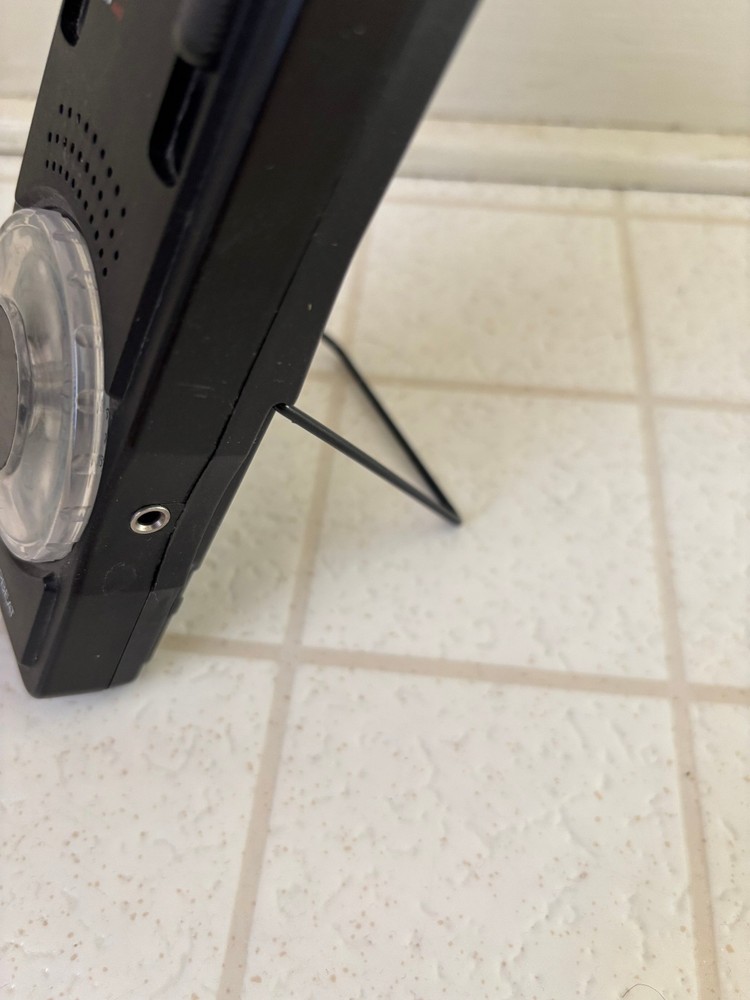 Metronome (2000) - takes a 9-volt battery - works great!