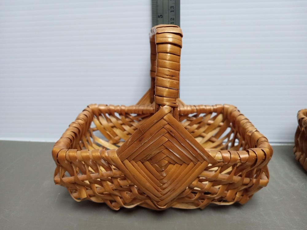 Small Woven Baskets W/Handles