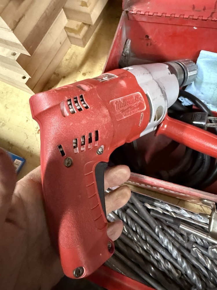 Milwaukee 5370-1 1/2" Corded Hammer Drill With Case & Extra Bits
