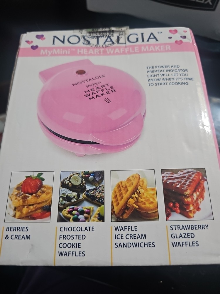 Nostalgia MyMini Waffle Maker Heart Pink 5"