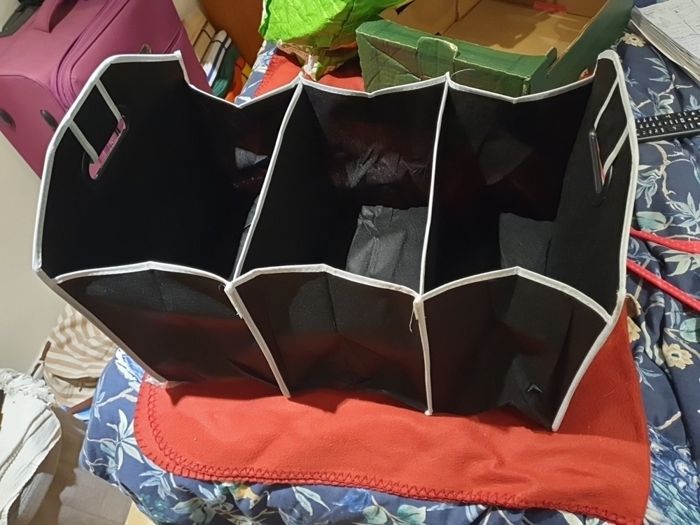 BN Foldable Car Boot Organiser - Extendable - 3 Sections, Pockets