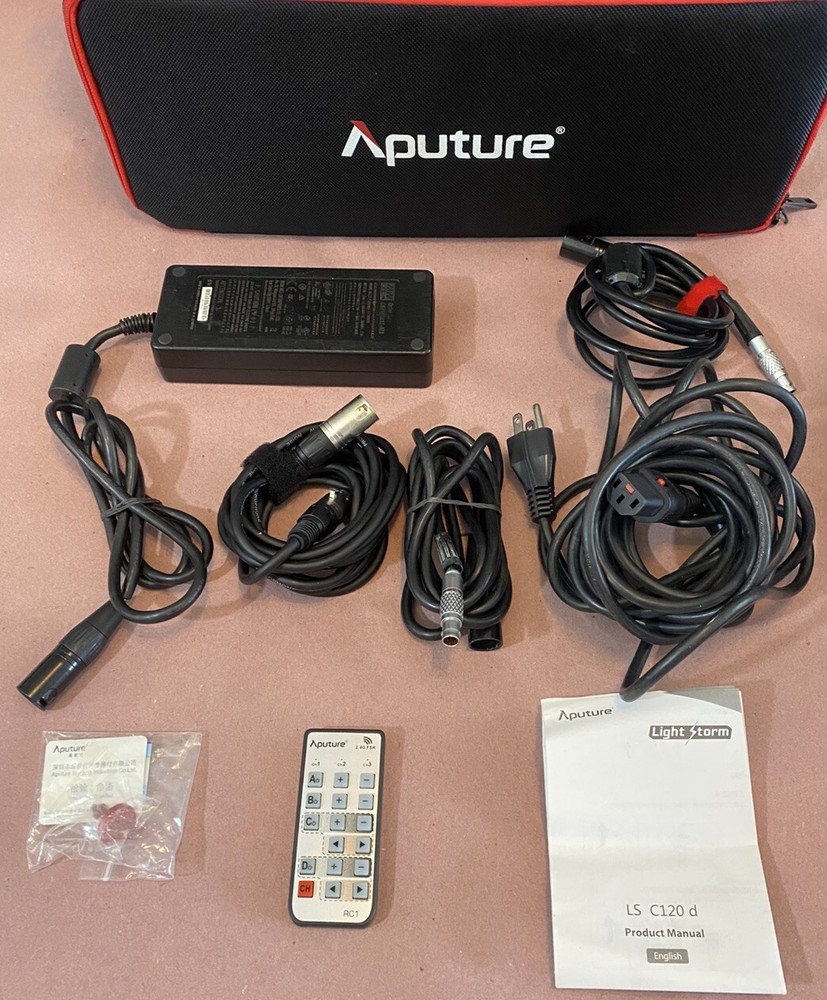 Aputure COB 120d LED Light w/Light Storm Controller HD