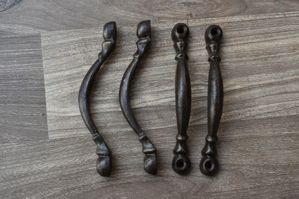 Handmade Victorian cast iron door cabinet screen handles pull rustic 4 Pic