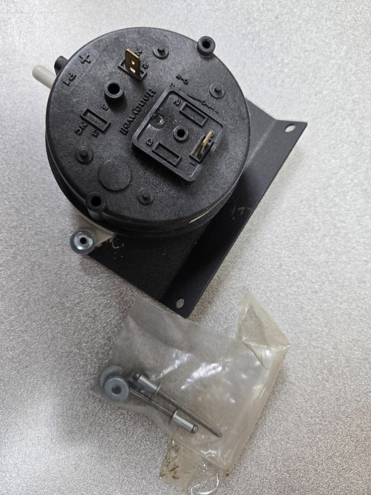 Lennox Cascade pressure switch