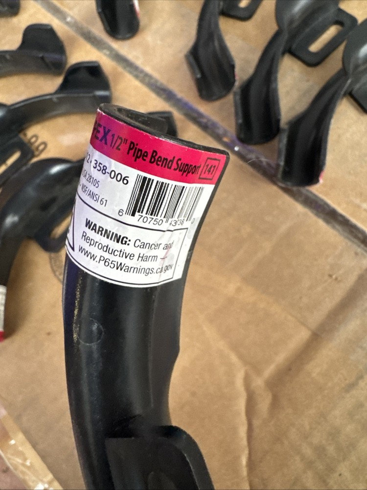 12 Pack 1/2" Plastic PEX Pipe 90 Degree Bend Support with Mounting Plate