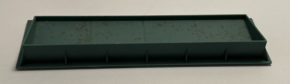 “Prestomatic” Switch and Trackside Ore Bin by Tyco (TS 14)