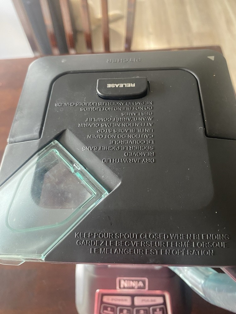 Ninja Blender Professional 1500 Watts Powerful! Pre-owned