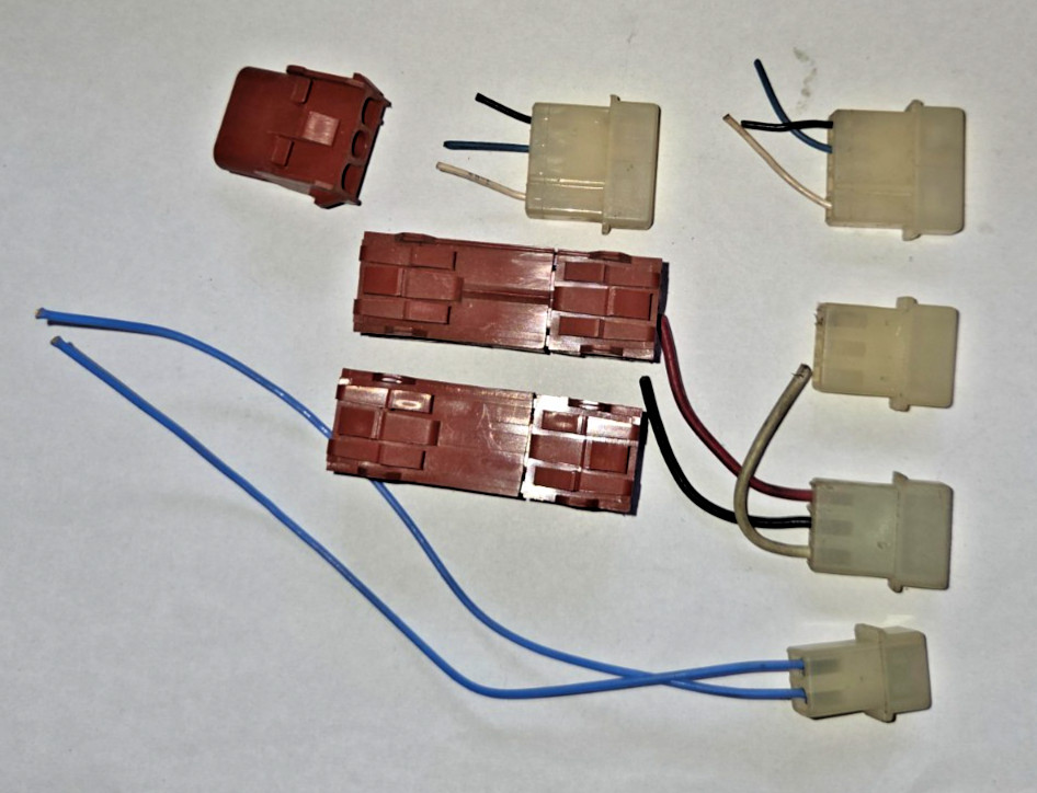 Misc. Electrical Connector Lot