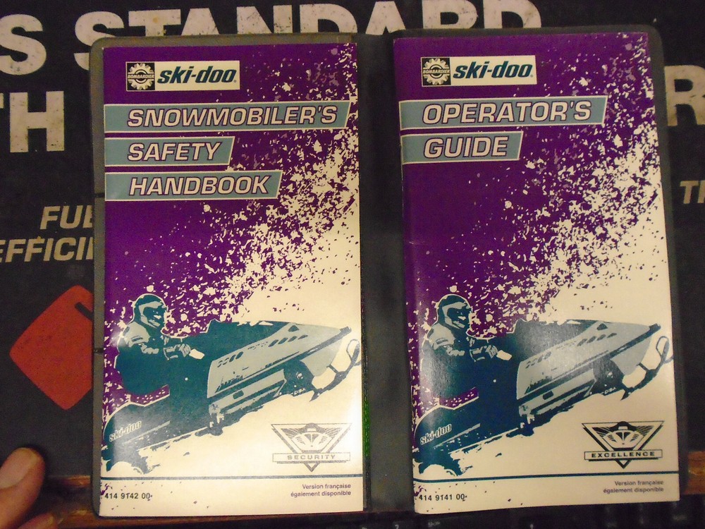Ski-Doo Operator's Guide & Safety Handbook 1995