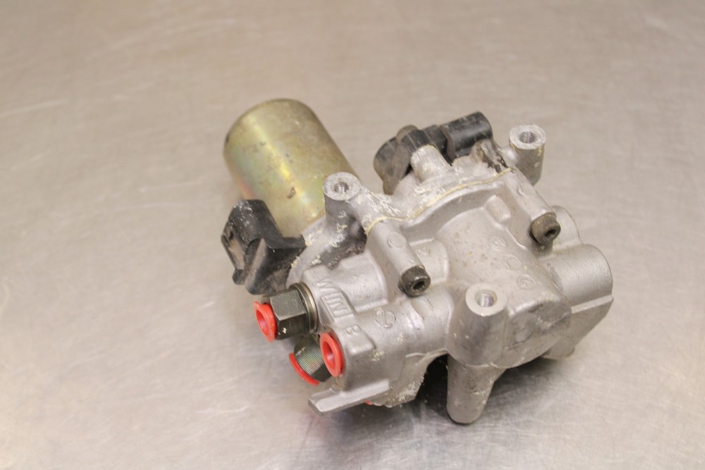 02-05 INTERCEPTOR 800 VFR800 ABS PUMP UNIT MODULE FRONT