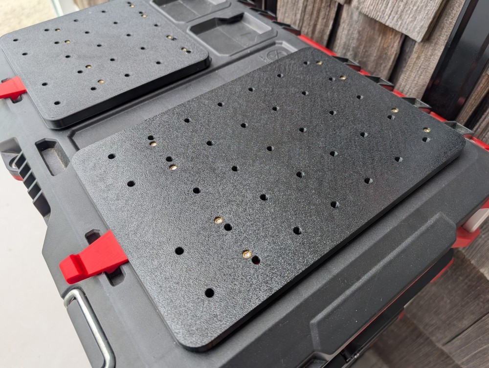 Universal Locking Packout Mounting Plate for Packout Tool Boxes or Wall Plates
