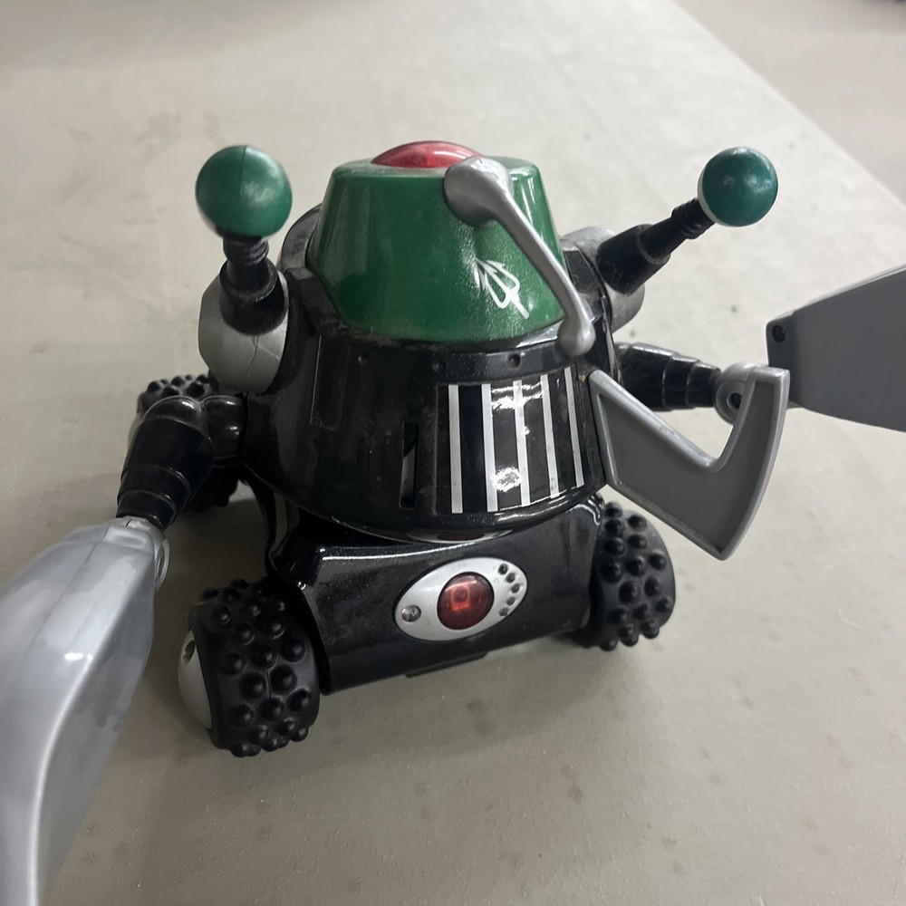 Y2K Rumble Robot Lobjaw No Controller Team Red