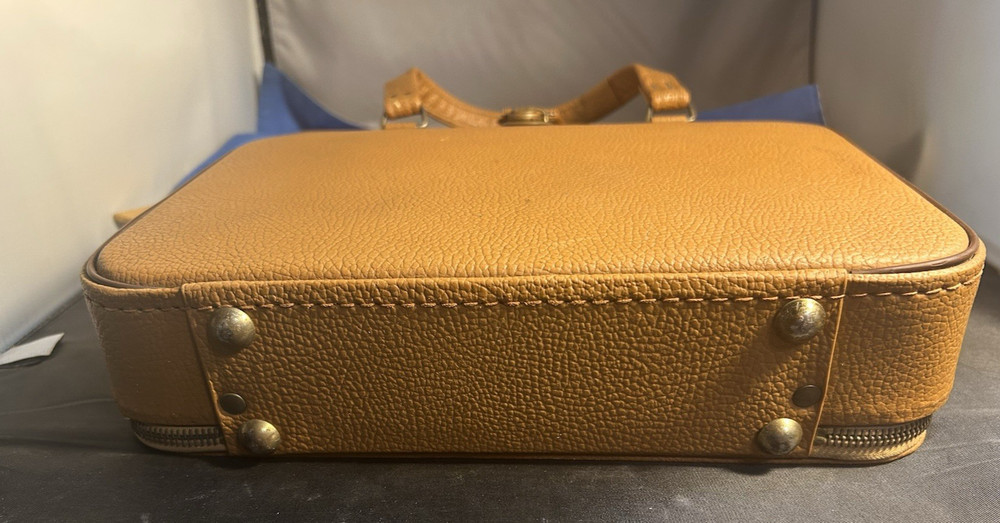 Hermes Rocket typewriter Portable Green