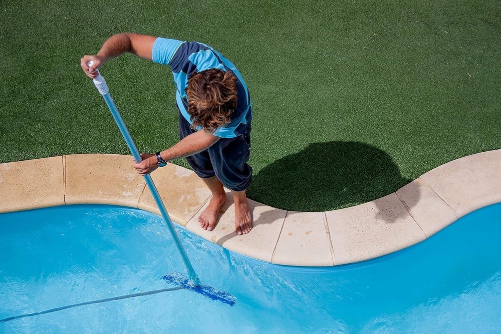 20-Inch Plastic Pool Wall Brush Compatible with Telescoping Poles Durable Nyl...