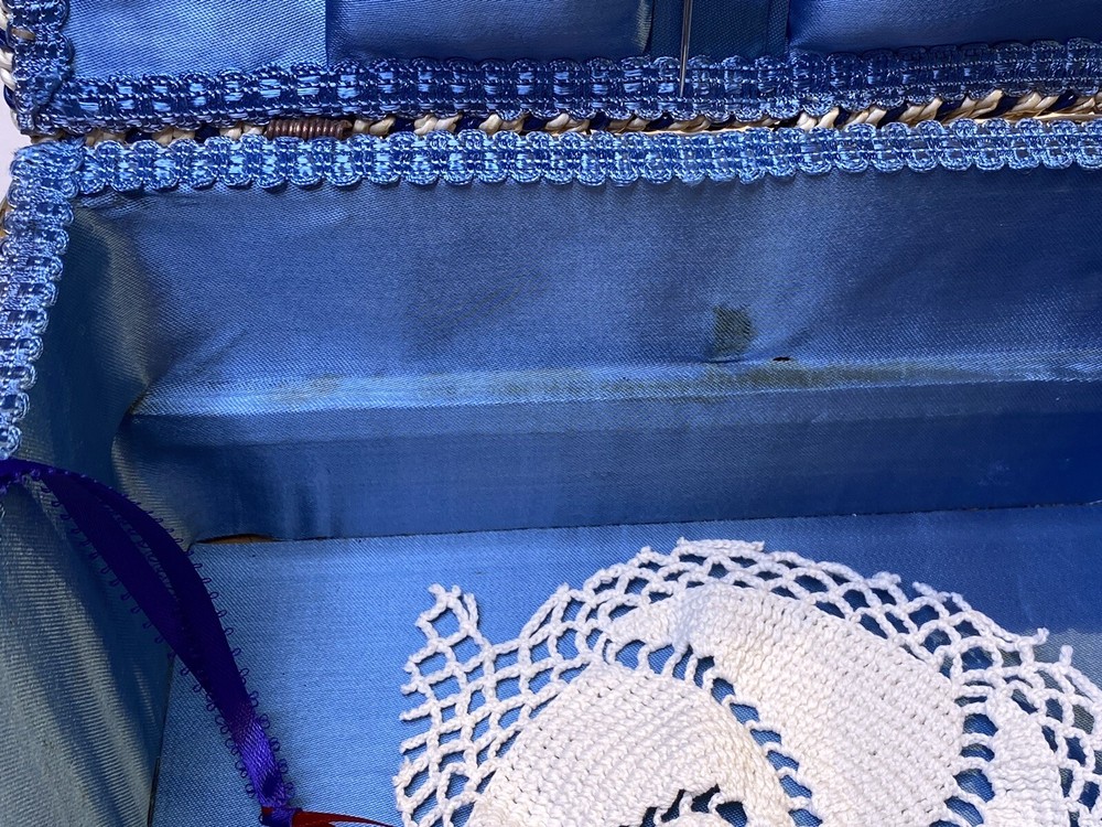 Musical Wicker Sewing Basket Notions Keepsake Kit Blue