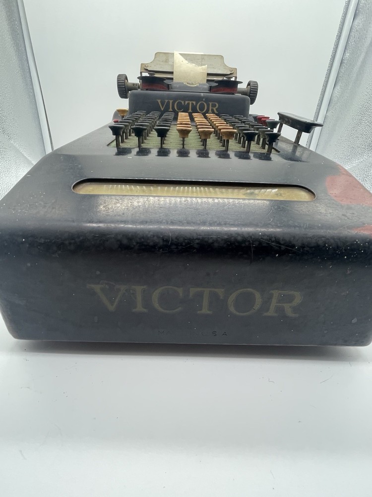 ANTIQUE VICTOR ADDING MACHINE MODEL W UNTESTED