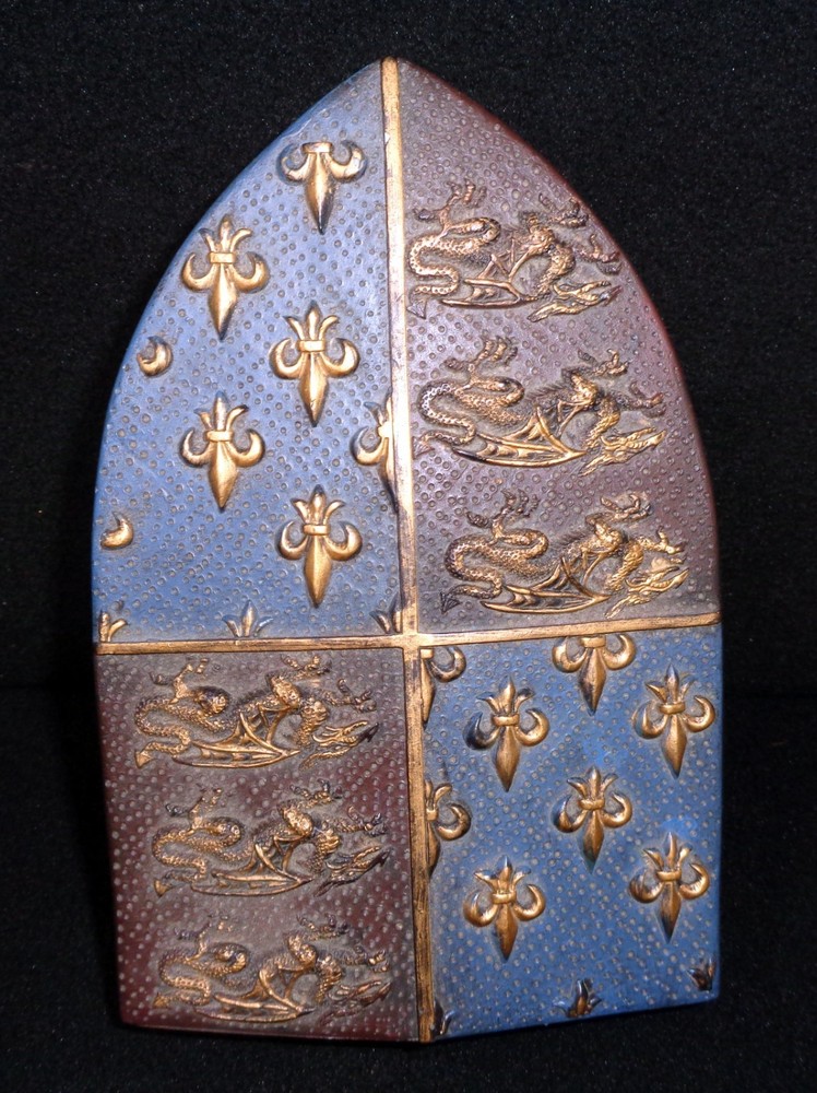 Heavy Resin Fleur-De-Lis, Dragons, Shields Lidded Box