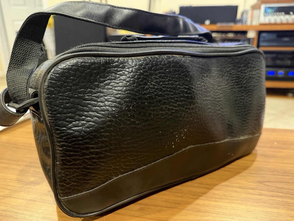 Magic Sing ET13K Wired Karaoke Microphone With Case