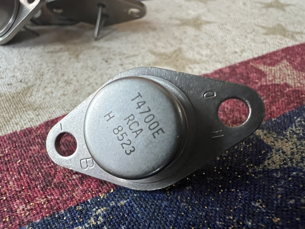 ** Quantity 5 ** RCA T4700E