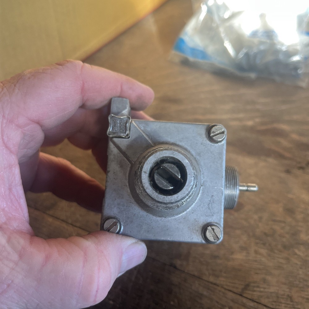 NOS Kienzle Apparate Two Speed Speedometer Adapter