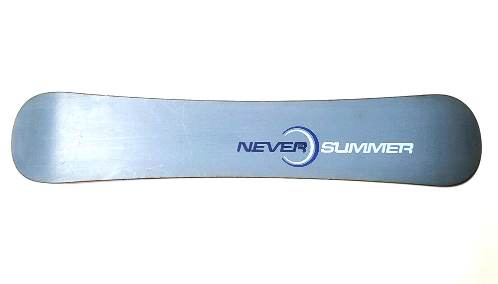 Never Summer SL Carbon VMAX 149cm Snowboard Deck Black Blue Flames