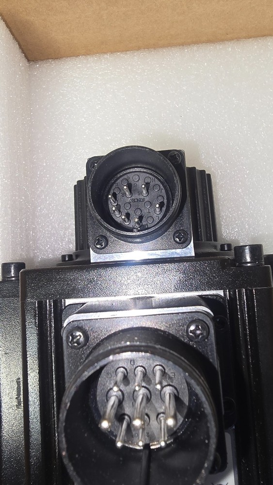 DELTA ECMA-21310RS AC SERVO MOTOR