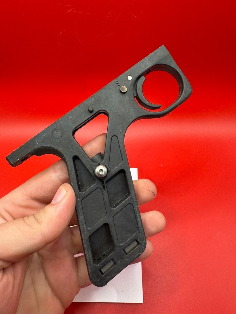 AGD Automag Carbob Frame Black