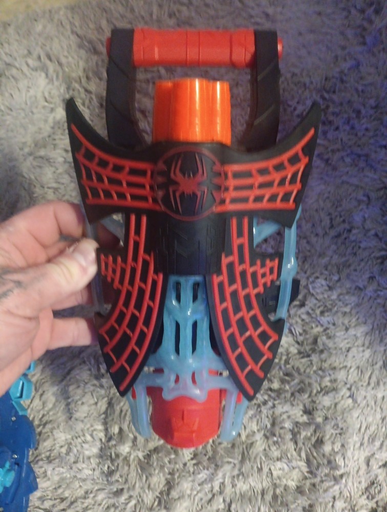 Nerf Marvel Avengers Assembler Captain America's Shield Blaster, Spider Man Web