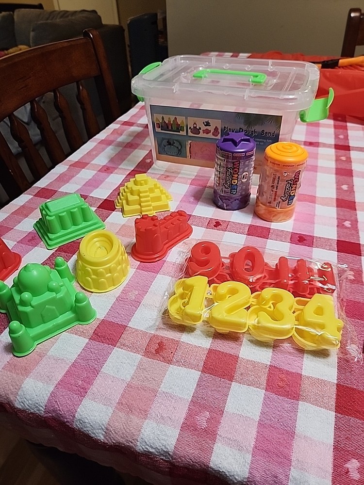 Play Dough Sand Playset. Includes Sand Molds & Tools. Plus 2 New Sands.
