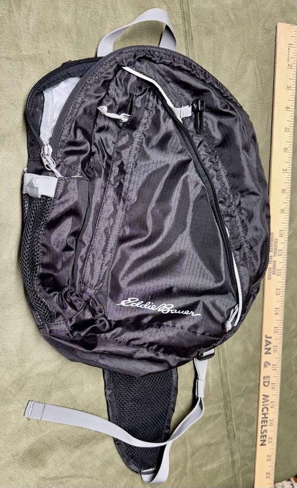 Eddie Bauer 10L Cruiser Sling Back Pack Black - Lightweight