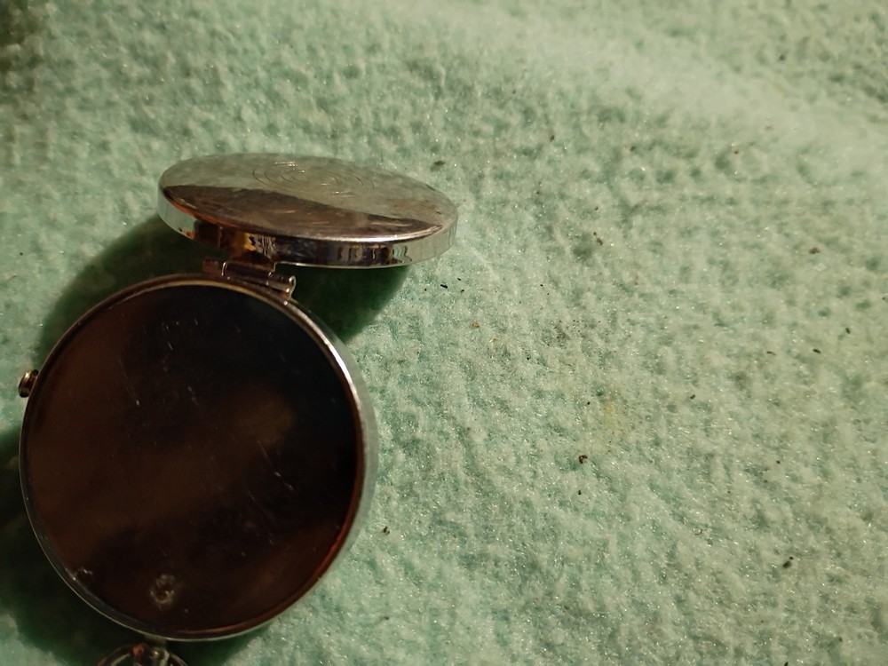 Vintage pocket compass