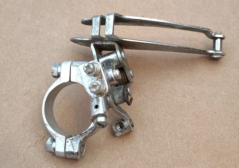 [NL] Suntour Spirt Front Derailleur Bottom Pull lightly Used