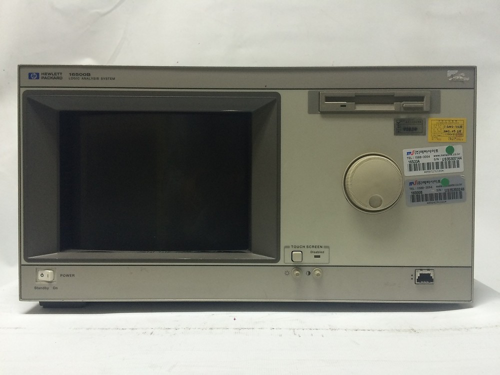 HP Logic Analyzer 16500B US35452182  no accessories