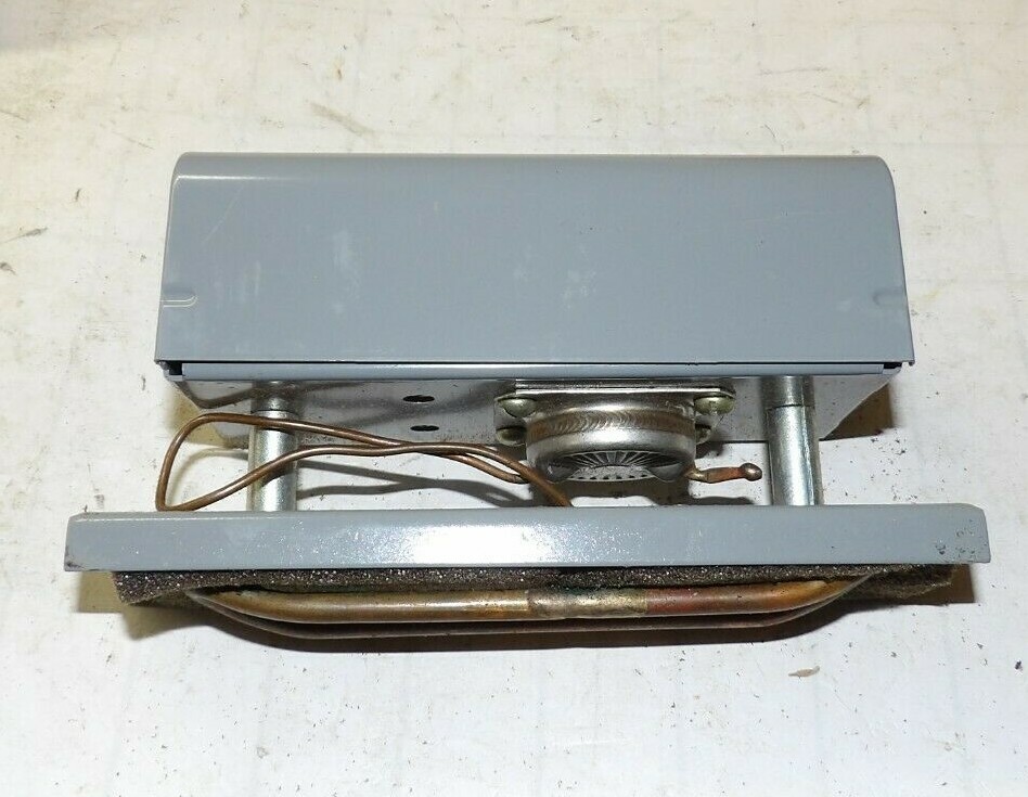 NEW WHITE RODGERS 11B09-2 SURFACE HOT WATER CONTROL 10º DIFF 240 VAC