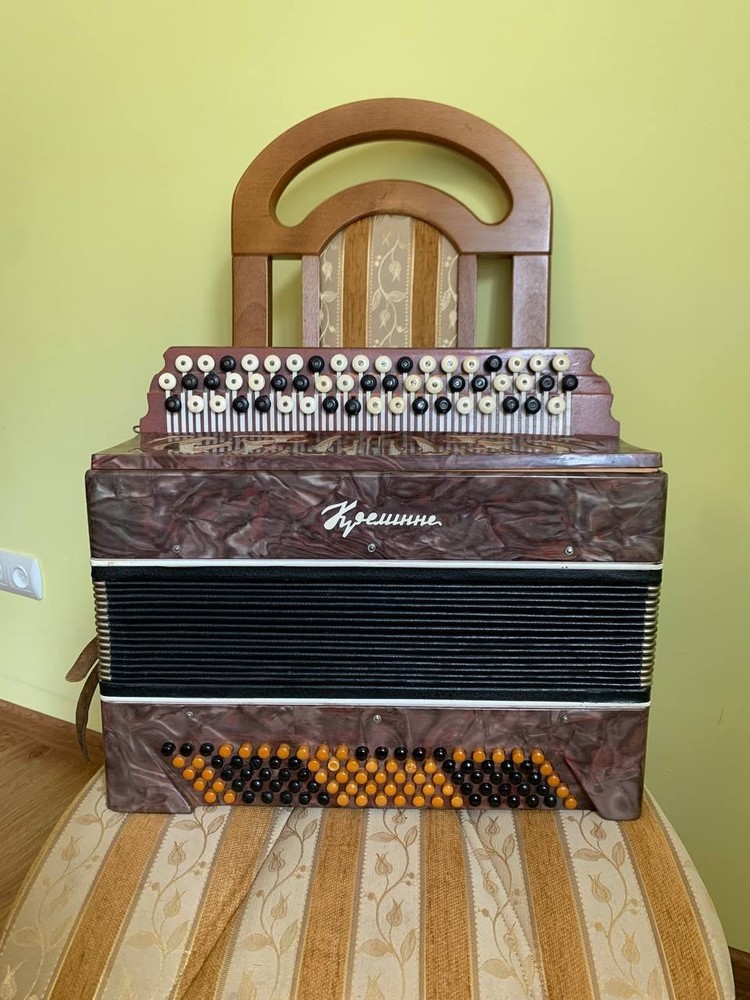 Баян Кремінне, хроматичний акордеон 100 басів, зроблено в Україні, народний музи