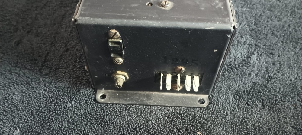 Drake model DC-4 mobile power supply