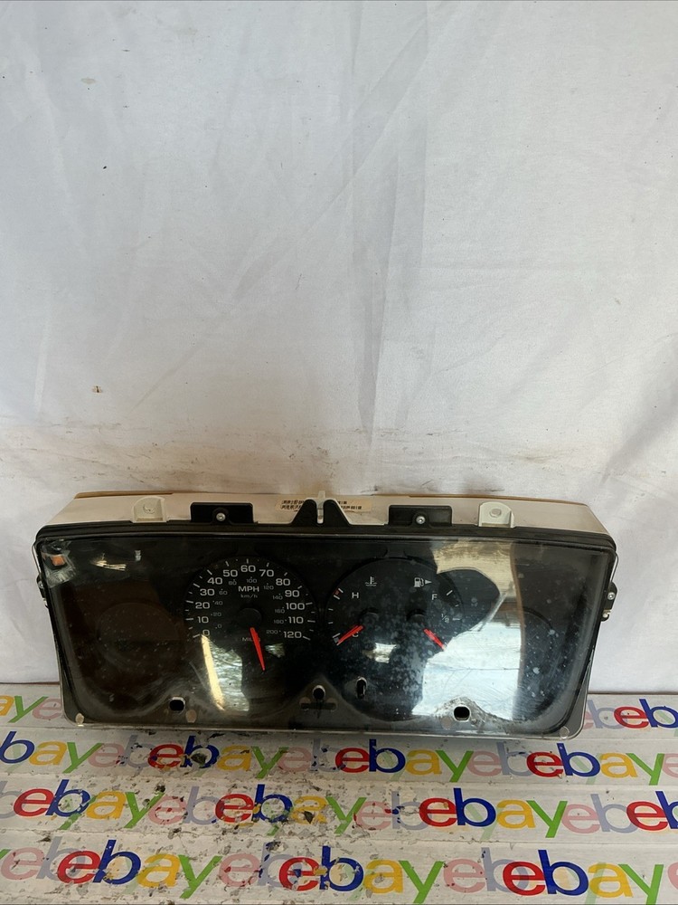2005 DODGE NEON SPEEDOMETER CLUSTER MPH OEM, 100k Miles