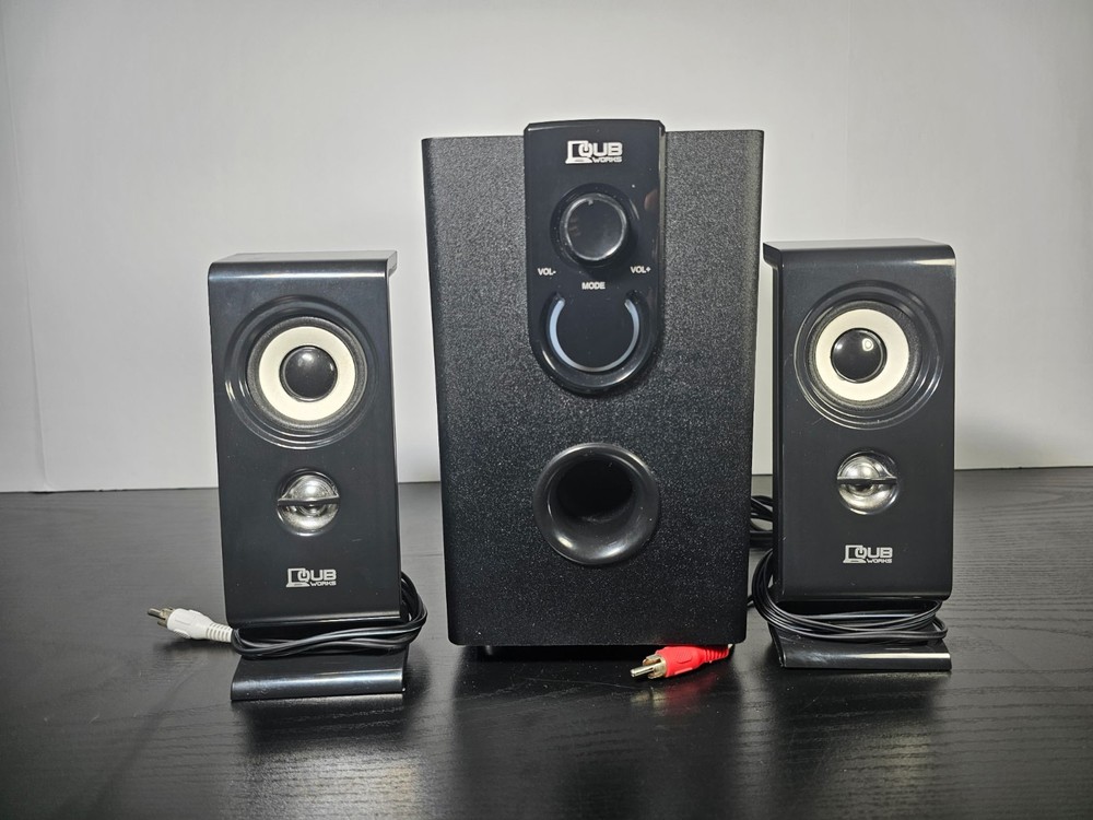 QUB Works Desktop 2.1 multimedia Bluetooth speaker system