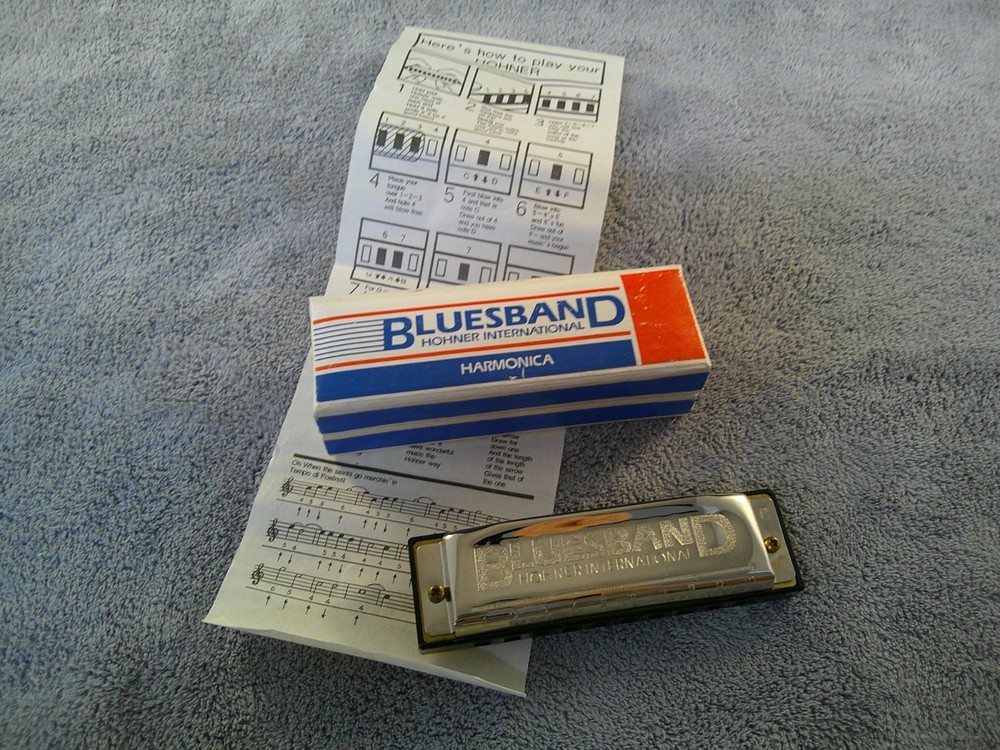 Bluesband Hohner International Harmonica Open Box
