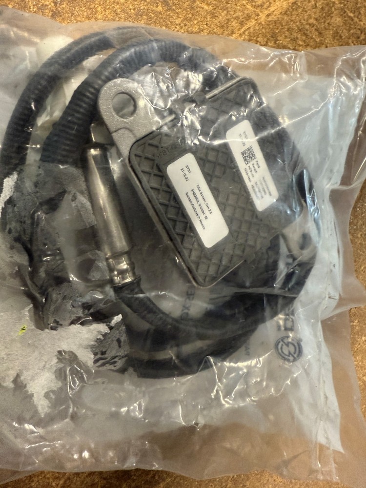 DETROIT DIESEL INLET NOX SENSOR