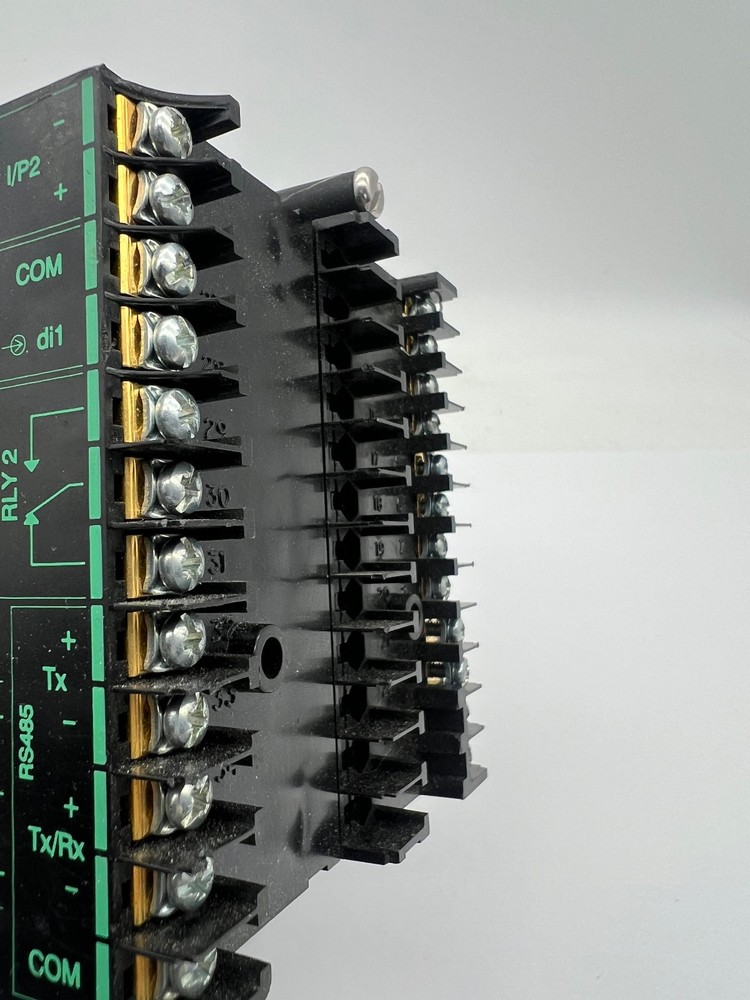 ABB COMMANDER 250 PROCESS TEMPERATURE CONTROLLER C250/0100/STD ENGLAND UK