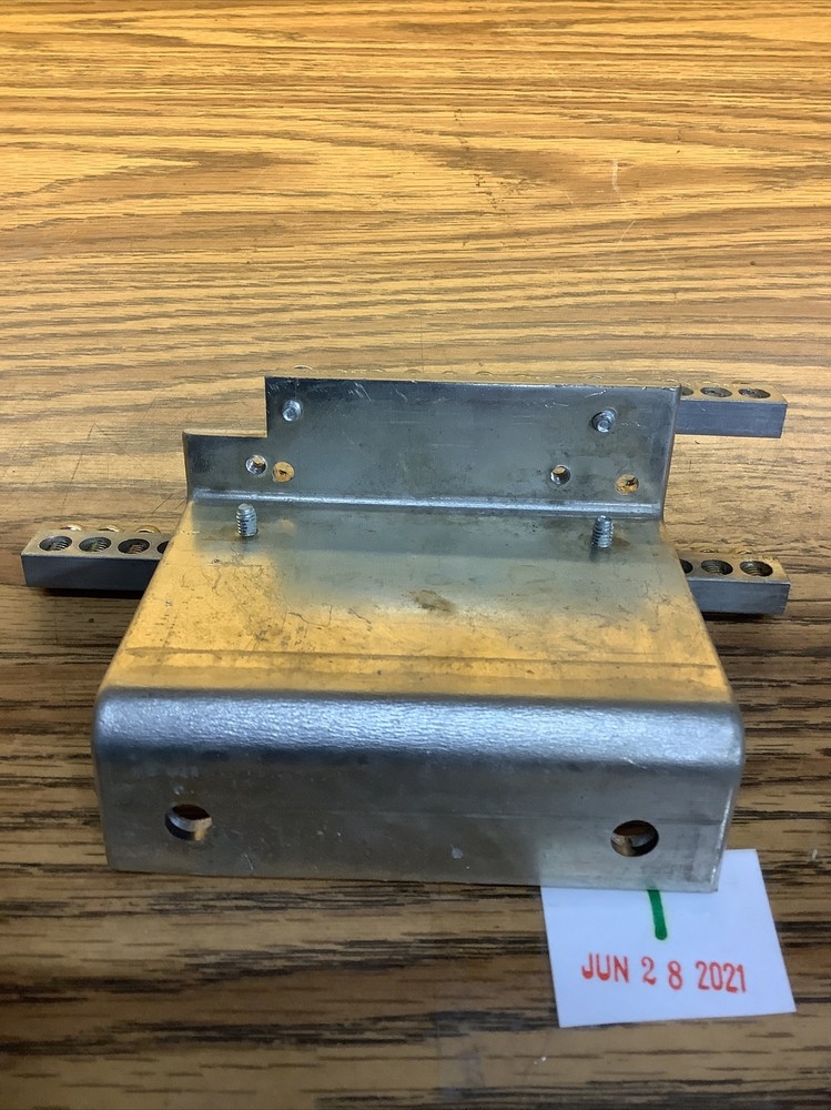 HC2SN SQUARE D Neutral Assembly Series 2 USED