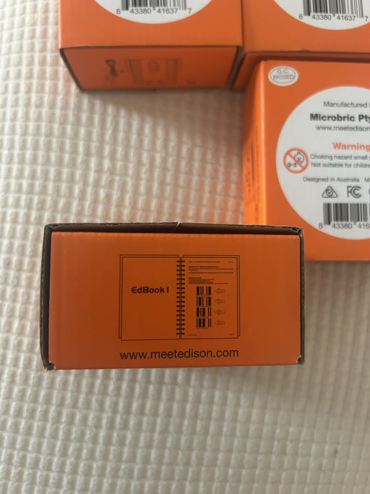 4 Sealed new Coding Edison Robot STEM