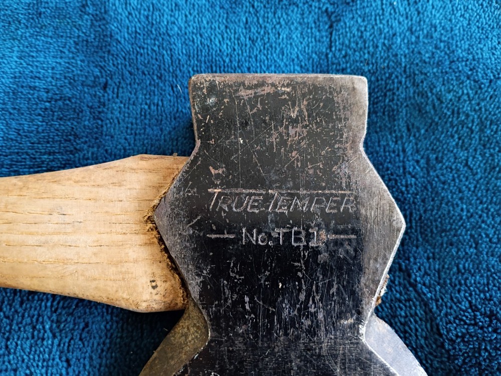 Vintage TRUE TEMPER TB1 Broad Hewing Hatchet Axe.