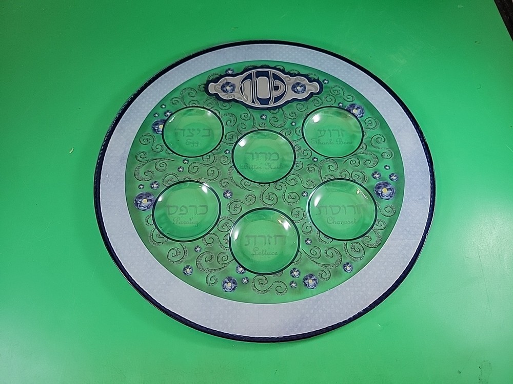 Round Glass "Elegant" Seder Plate