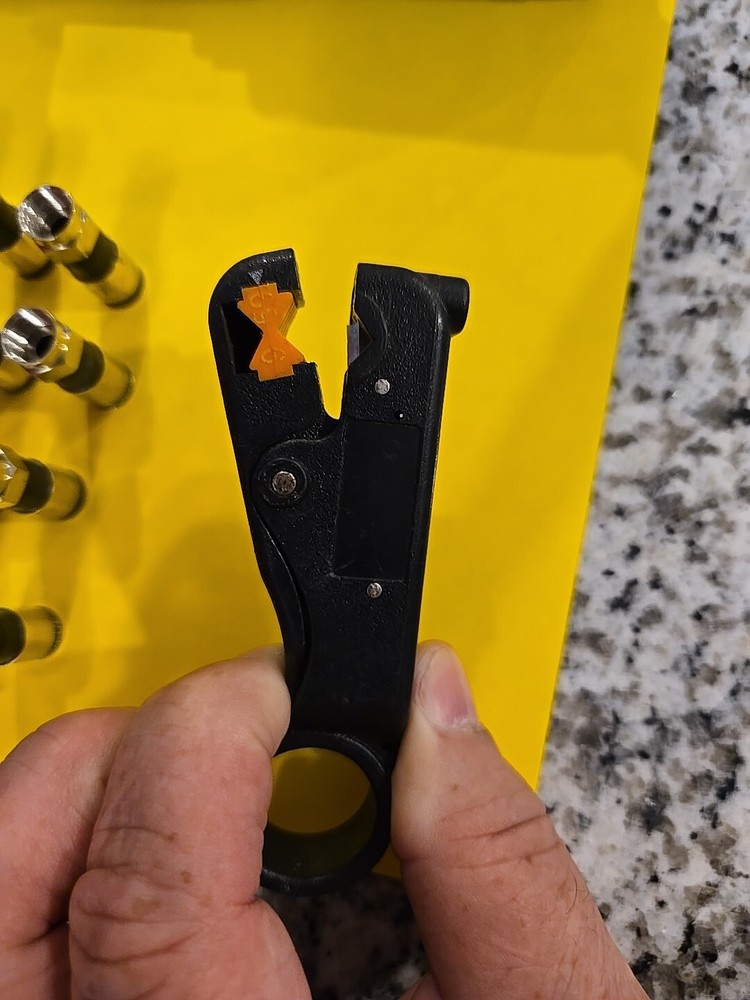 COMMERCIAL GRADE COMPRESSION TOOL CONNECTOR SPRING LOADED STRIPPER 20 CONNECTORS