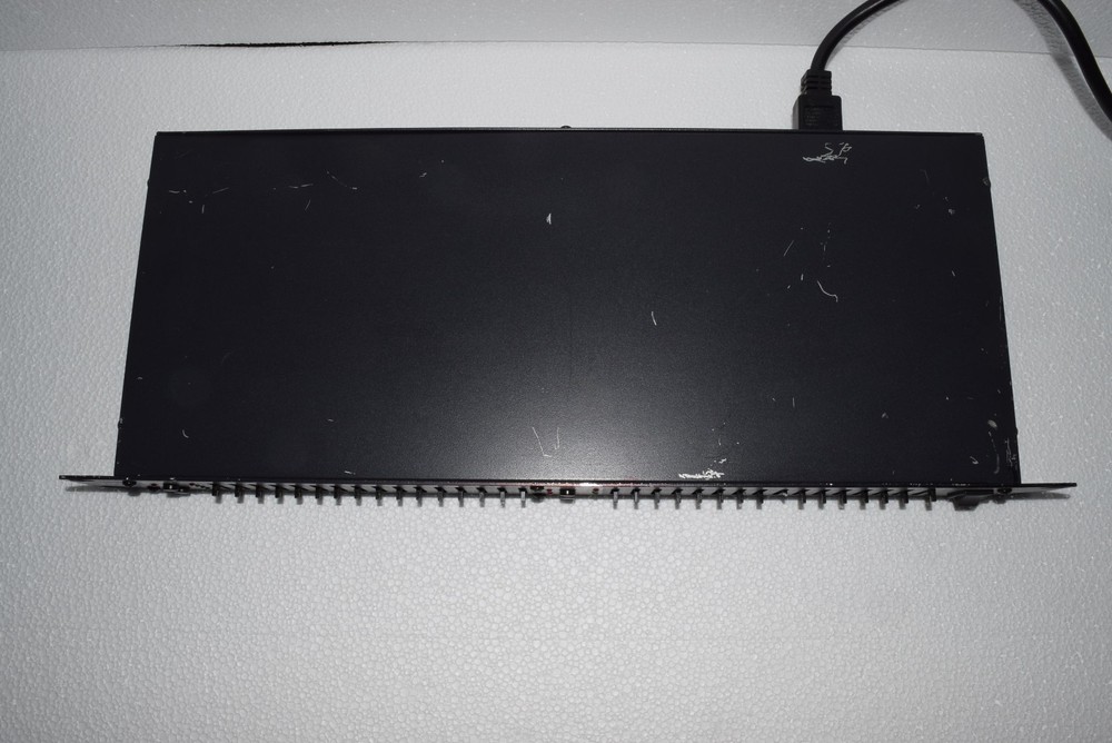 Peavey Q2151 2x15 Band Graphic Equalizer - Working