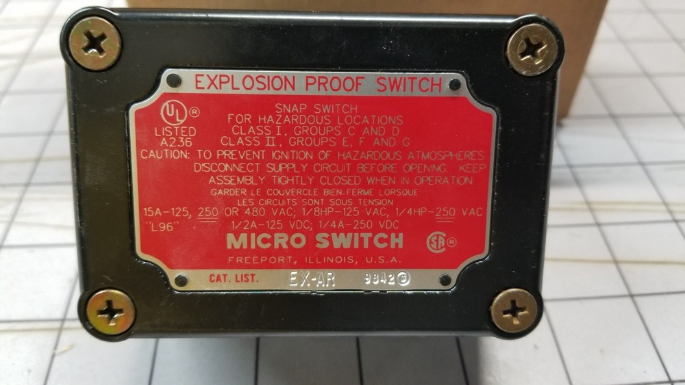 Honeywell EX-AR 9842 Micro Switch 9843 single roller arm Explosion Proof snap